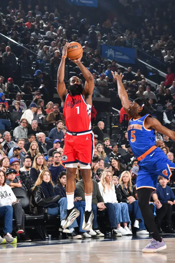 今晨体能课后，国际米兰篮板制胜备战NBA季后赛，底气十足，控场能力受关注的简单介绍