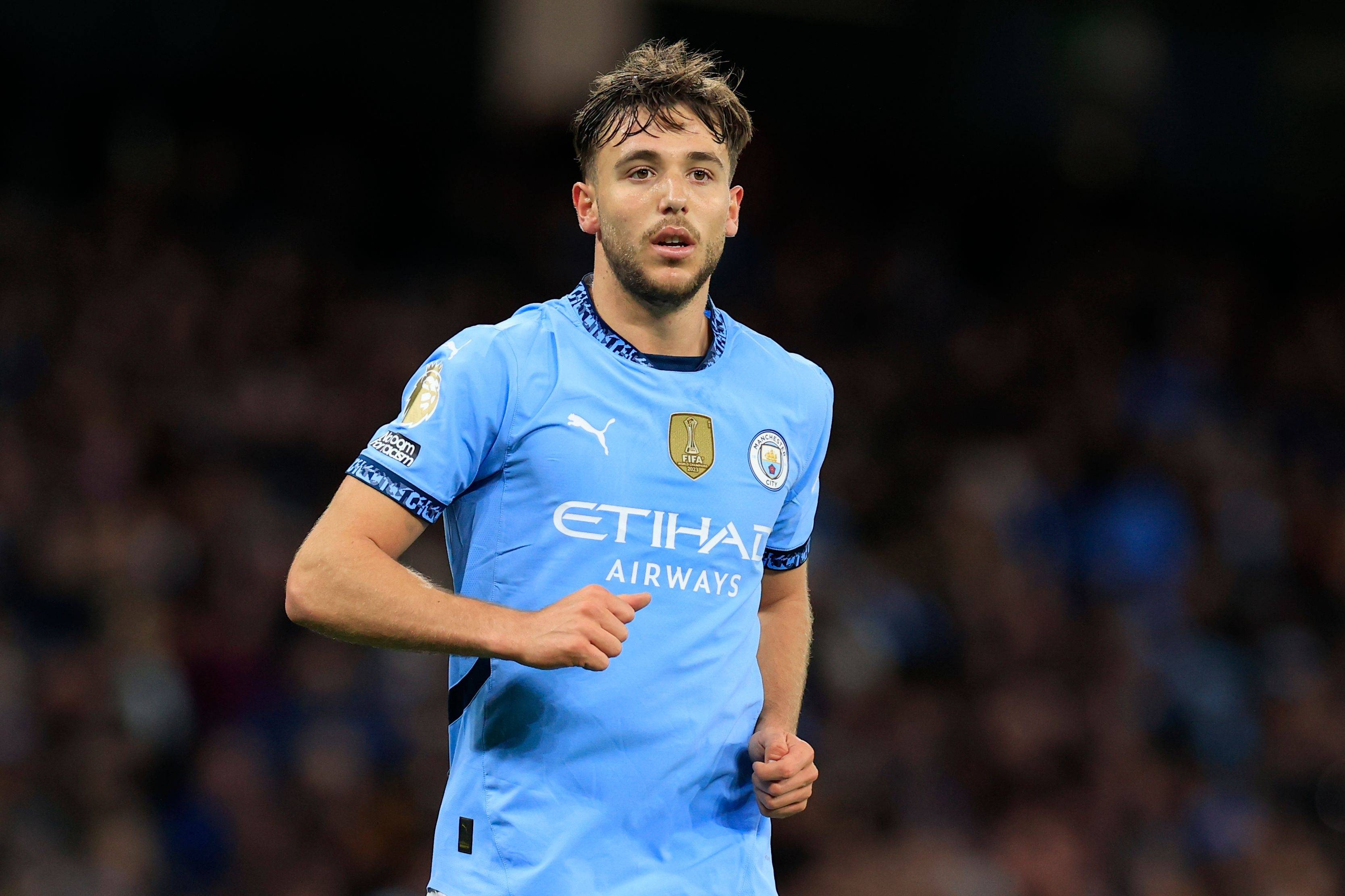 清晨突围战来临，新奥尔良鹈鹕围绕英超伤情更新，气氛紧张，轮换策略成焦点(sonofman歌词解析)